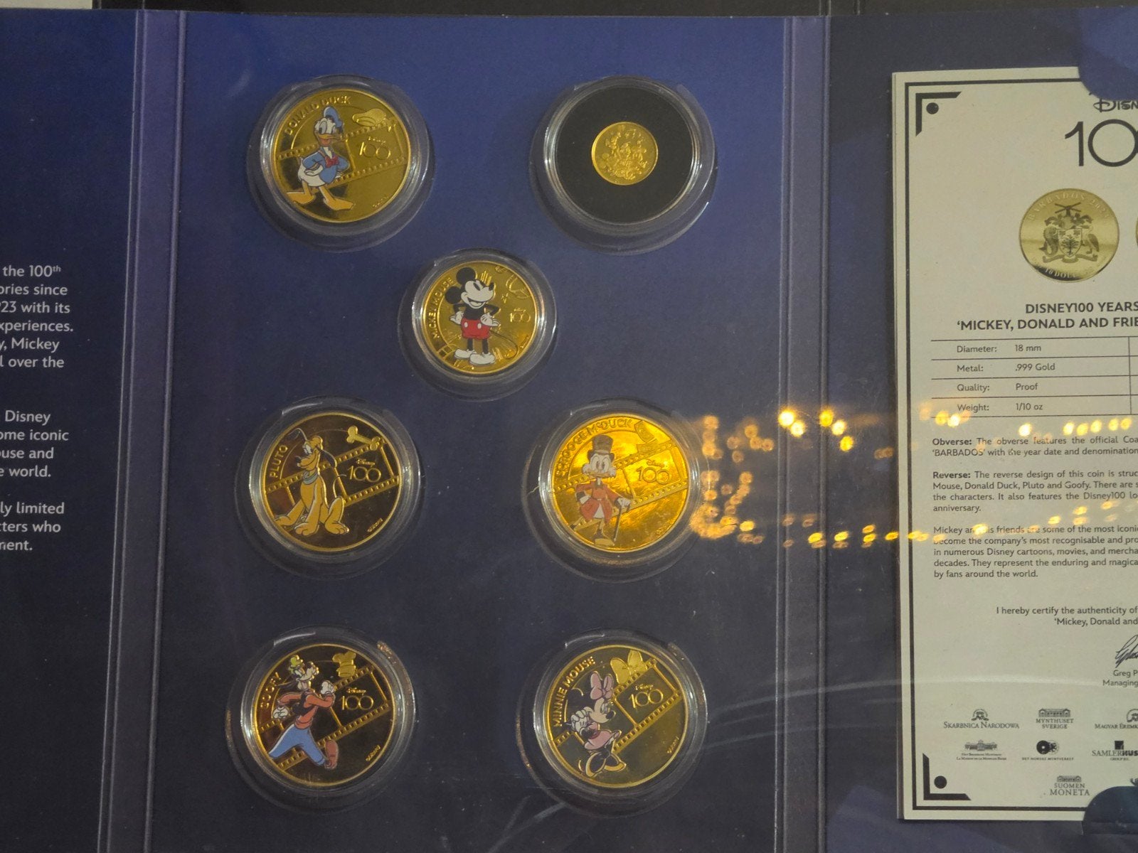 Disney 100 Jaar Jubileum Gouden Munten Set, Ophalen of Verzenden, Overige landen, Setje, Goud