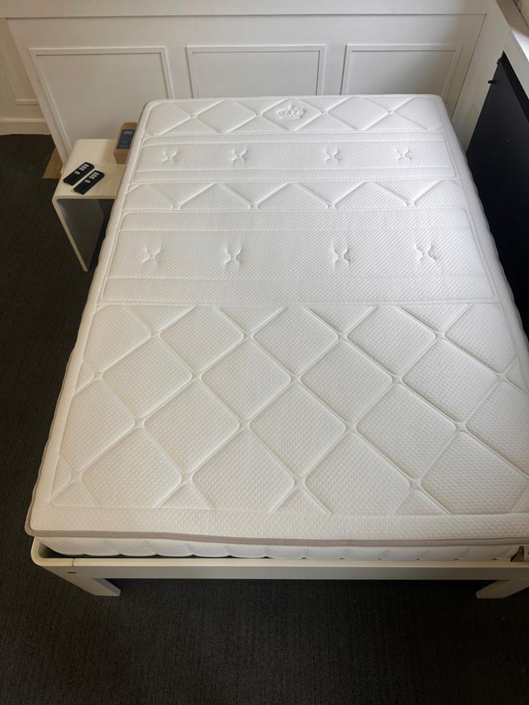 Auping Vivo matras 140x200 firm Auronde optioneel, Matras, 200 cm, Nieuw, Tweepersoons
