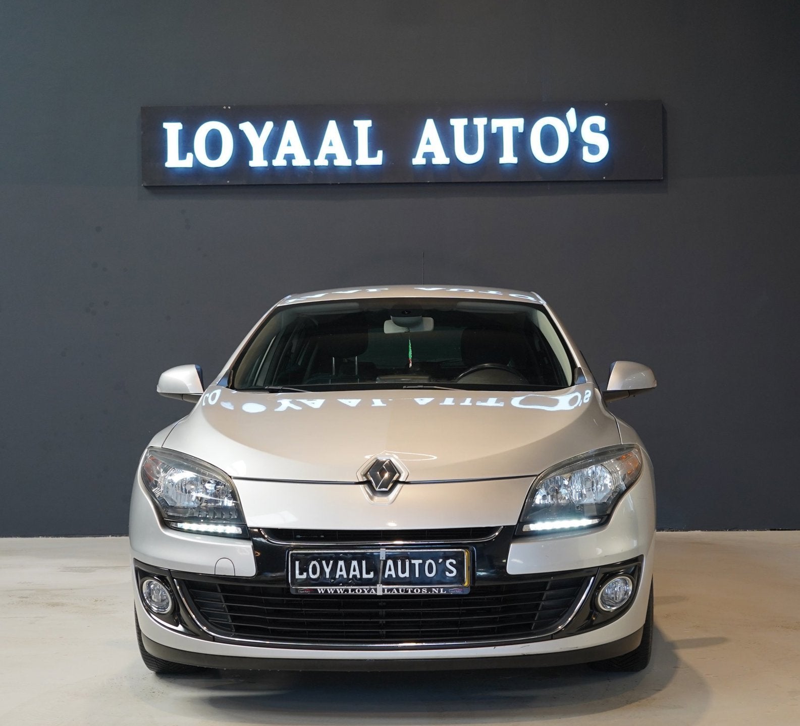 Renault Mégane 1.2 TCe Authentique | NAVI | CRUISE | AIRCO, Auto's, Renault, Voorwielaandrijving, Euro 5, Stof, Gebruikt