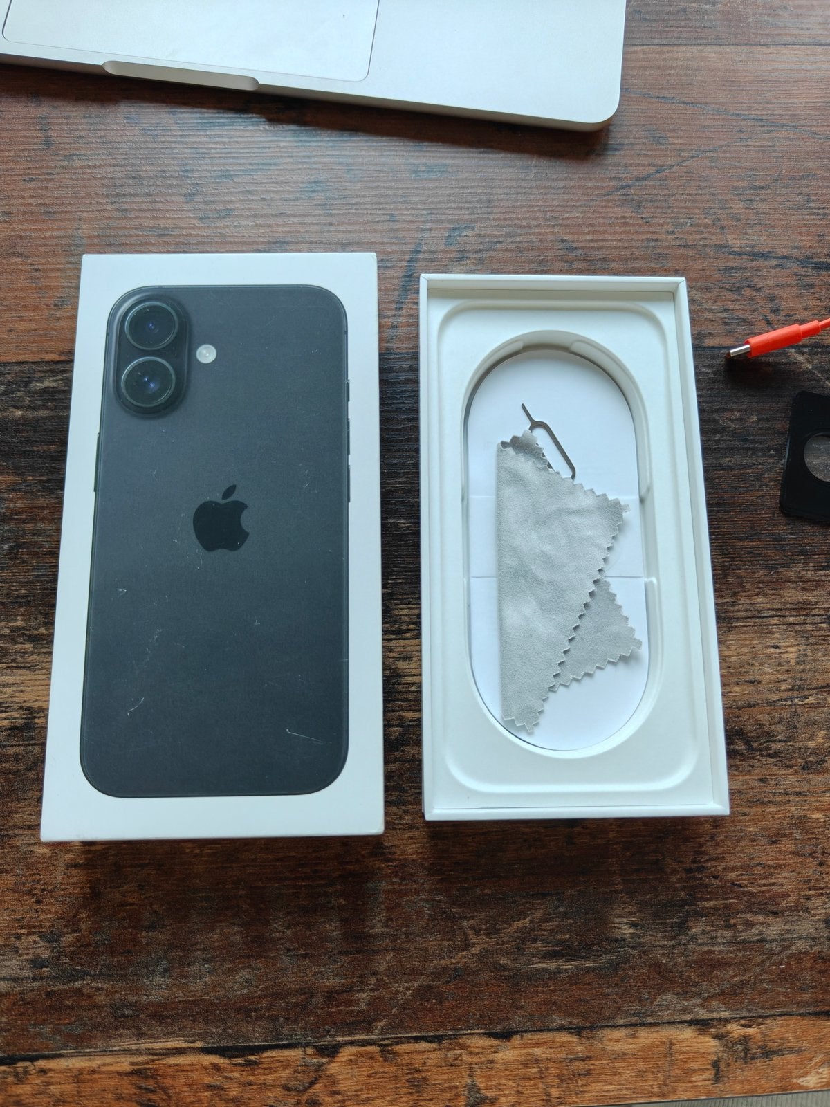 Iphone 16 - 256GB - zwart, Telecommunicatie, Mobiele telefoons | Apple iPhone, 256 GB, Zwart, IPhone 16, Ophalen of Verzenden