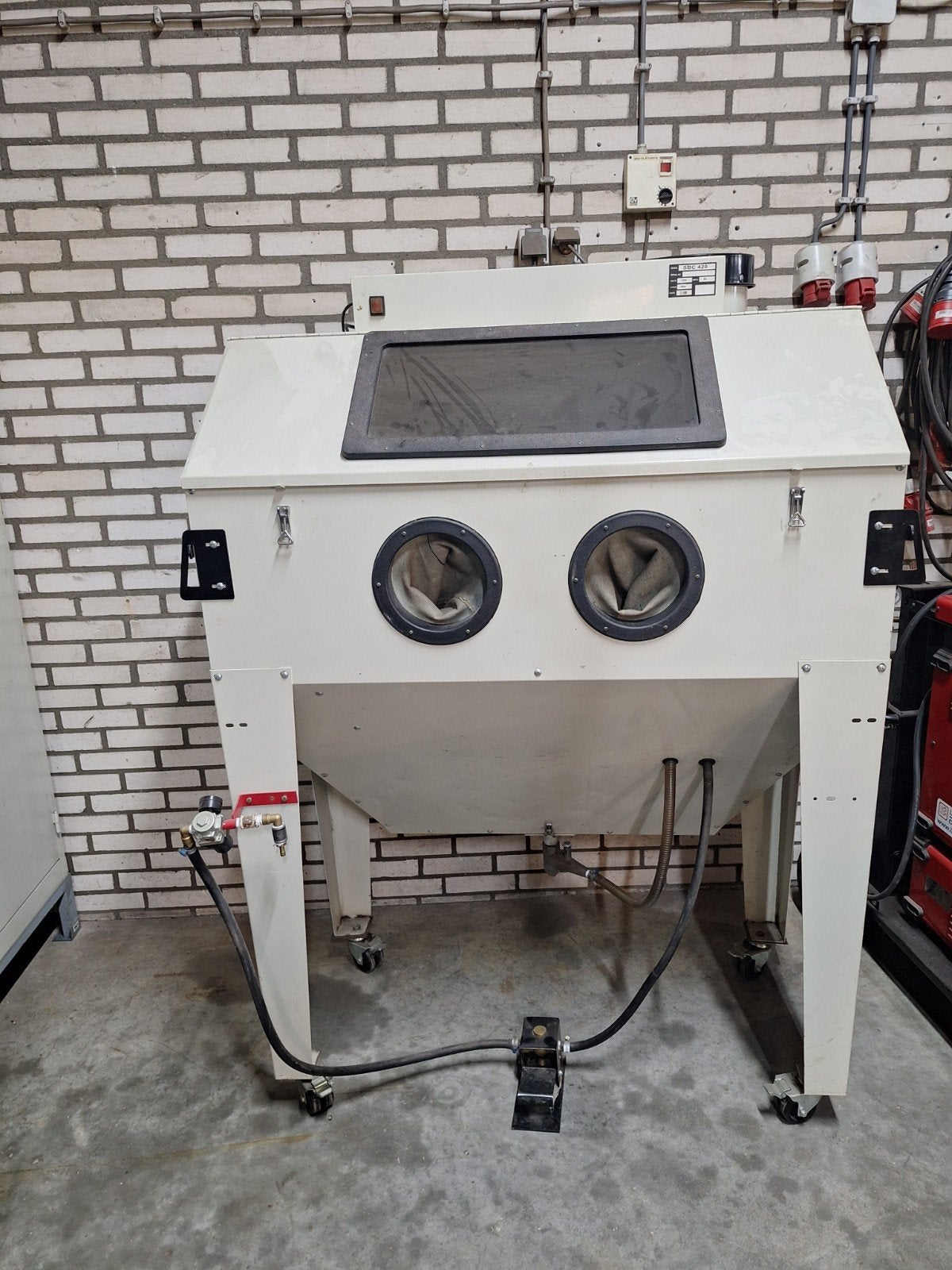te koop zand straal cabine, Doe-het-zelf en Verbouw, Ophalen of Verzenden