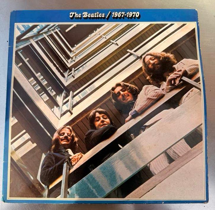 The Beatles - 1967-1970 (Blue Album) 2LP - Hoes beschadigd, Ophalen of Verzenden, Zo goed als nieuw