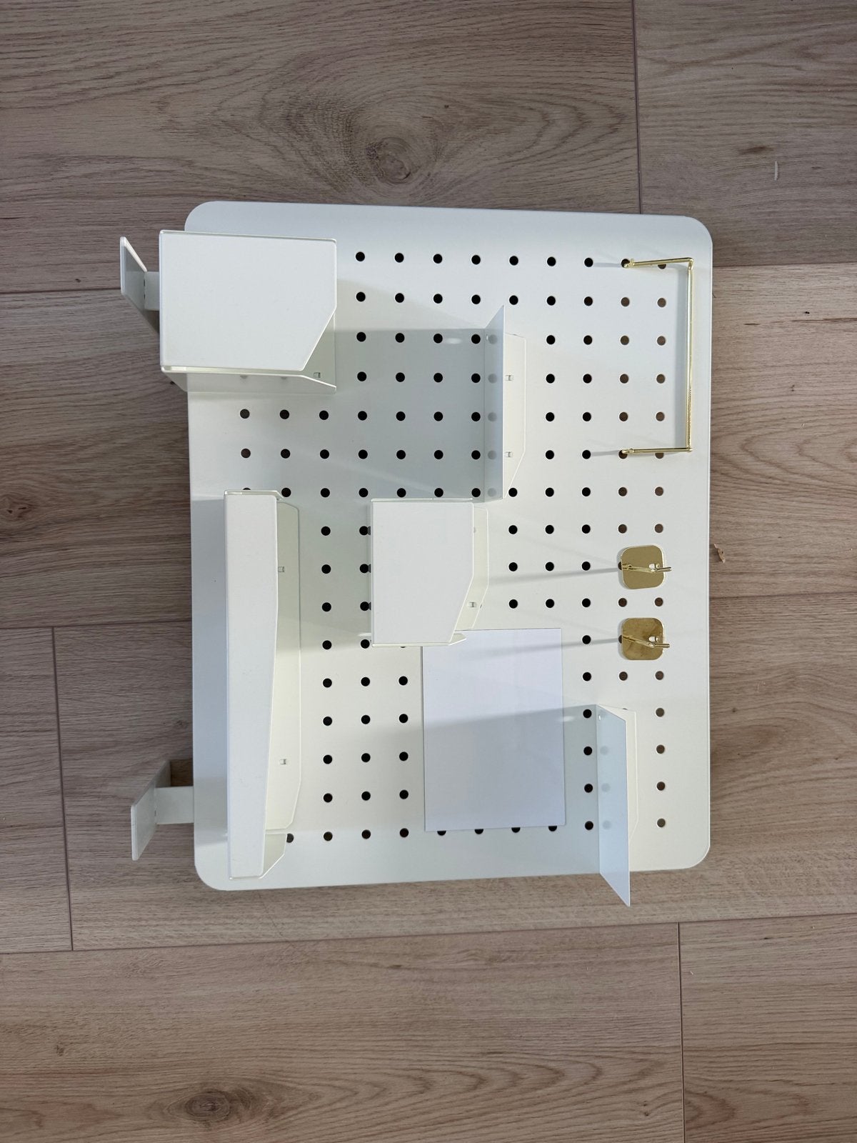 Wit metalen pegboard met accessoires, Ophalen, Nieuw, Wit, Metaal