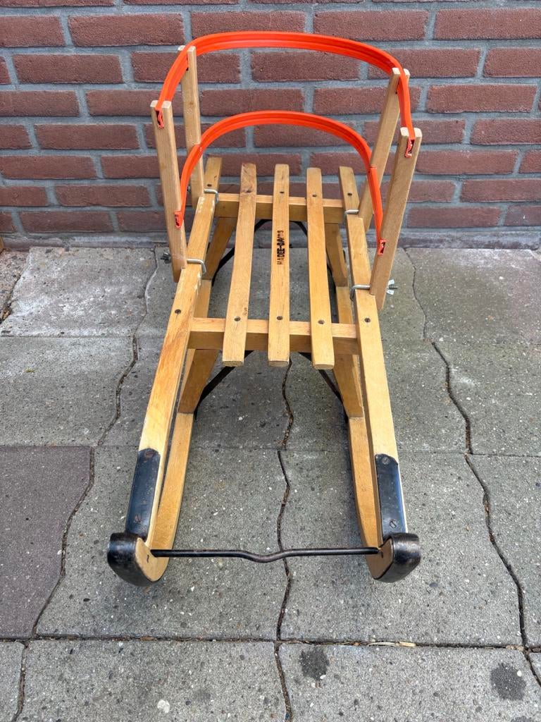 Hadee-Davos houten slee met rugleuning, Kinderen en Baby's, Speelgoed | Buiten | Sleeën, Ophalen, Rugleuning, Gebruikt, Hout