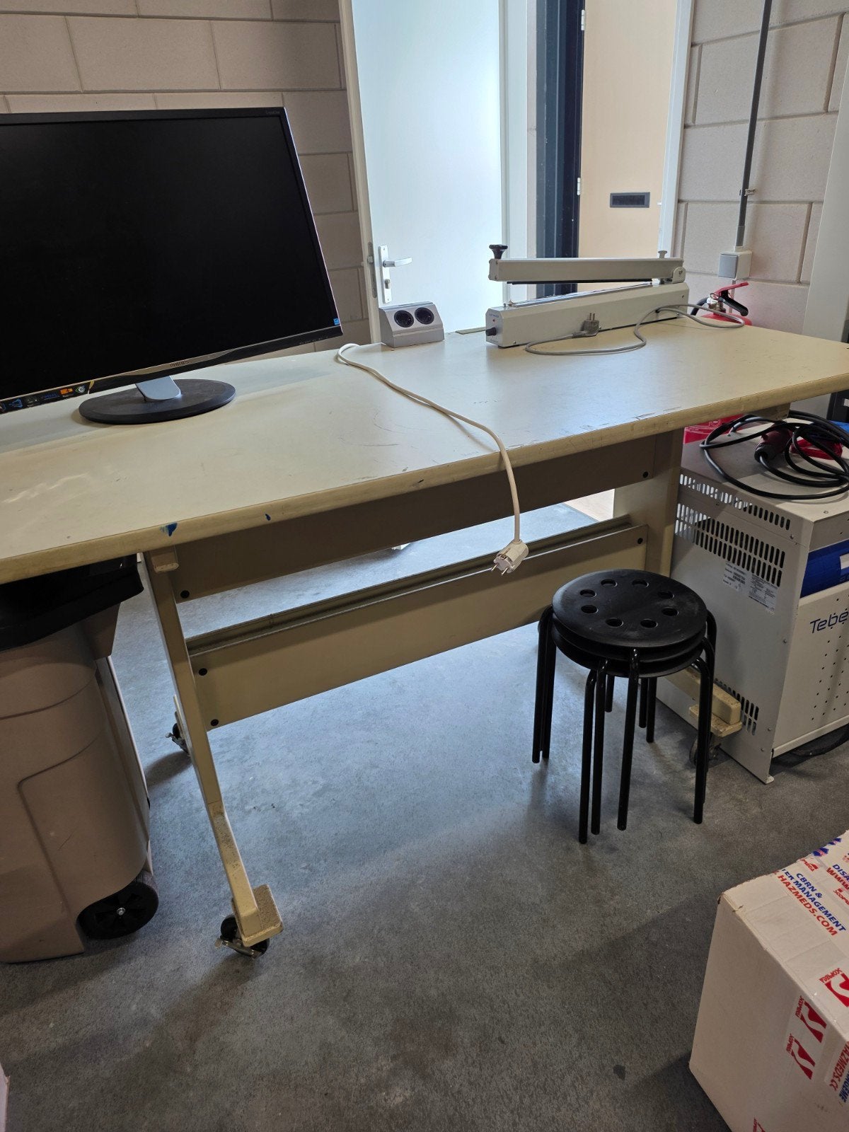 Werktafel gratis ophalen, Ophalen, Gebruikt