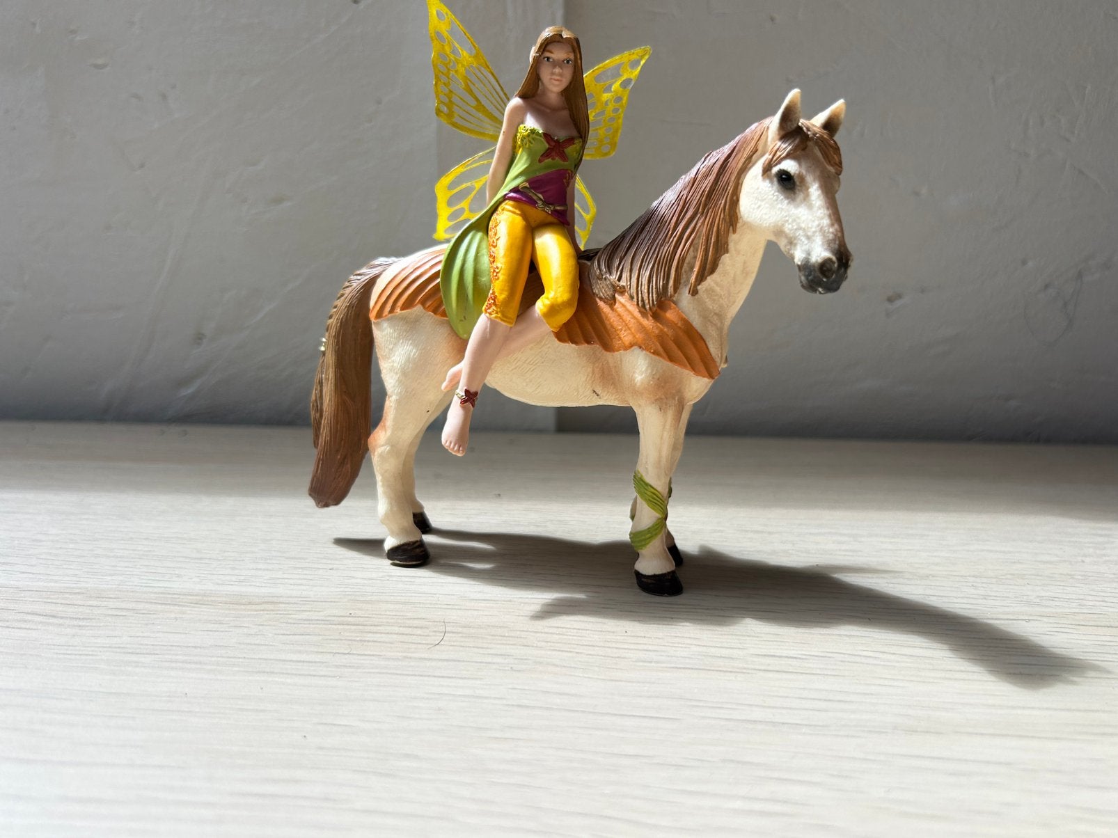 Schleich bayala elf te paard, Ophalen of Verzenden, Zo goed als nieuw, Paard, Beeldje of Figuurtje
