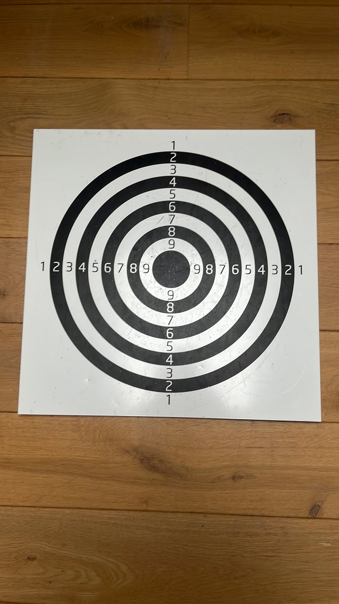Magnetisch dartbord, Ophalen, Gebruikt