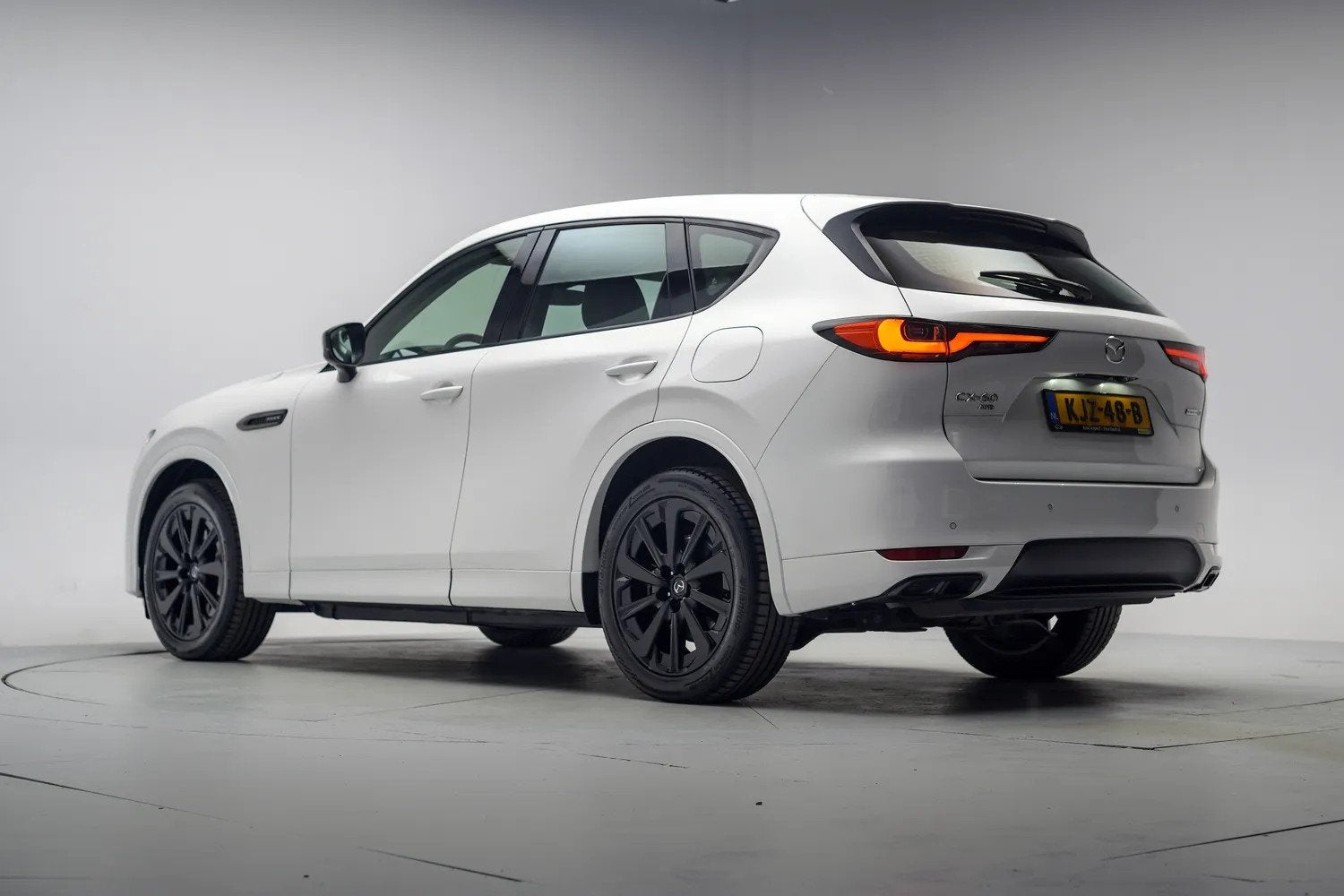 Mazda CX-60 2.5 PHEV 327pk AWD Homura [ Leder Stoelventilati, Automaat, Gebruikt, 2500 kg, Wit