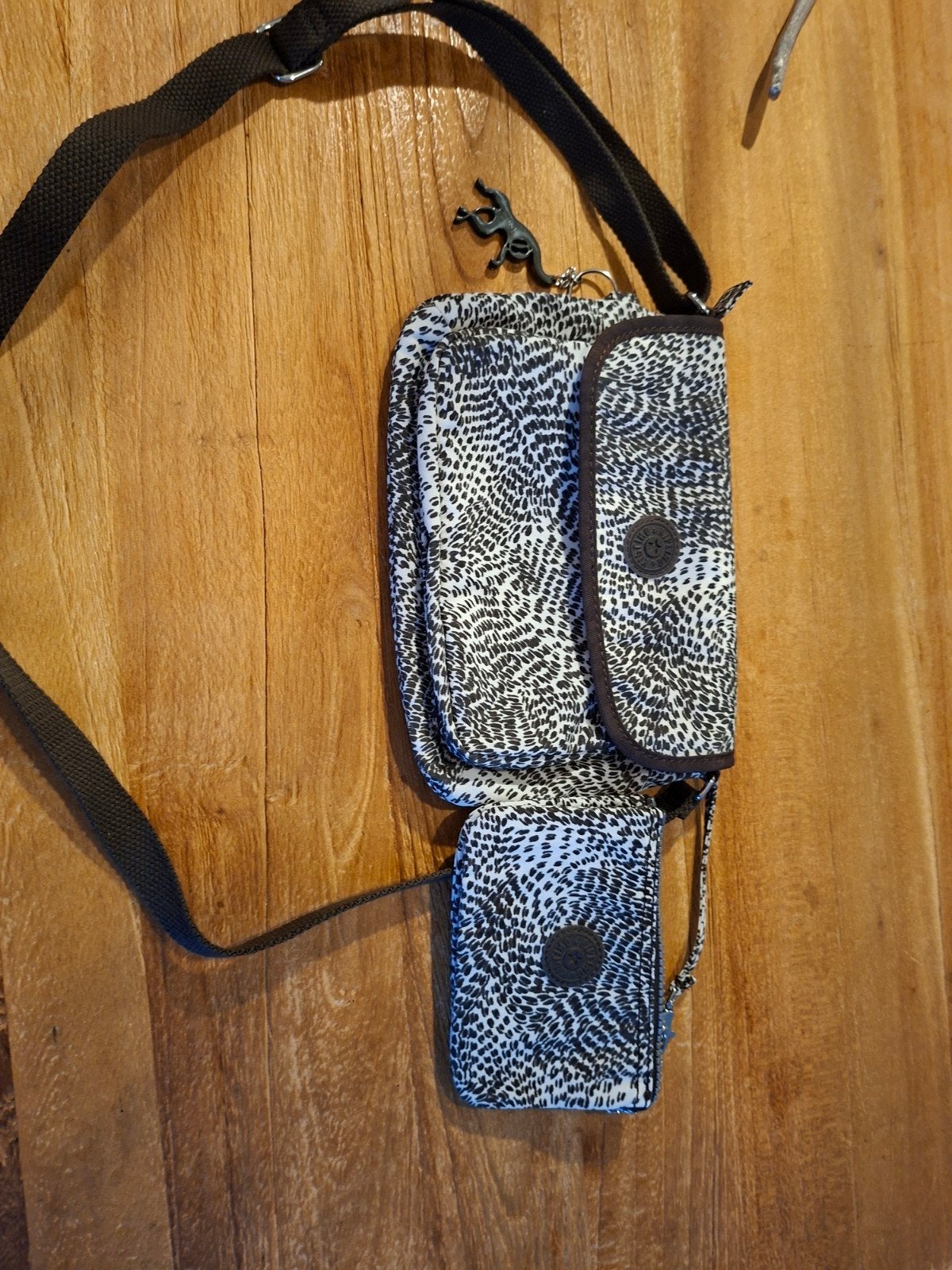 KIPLING tas met portemonee en aapje, Ophalen of Verzenden, Zo goed als nieuw, Zwart, Kipling