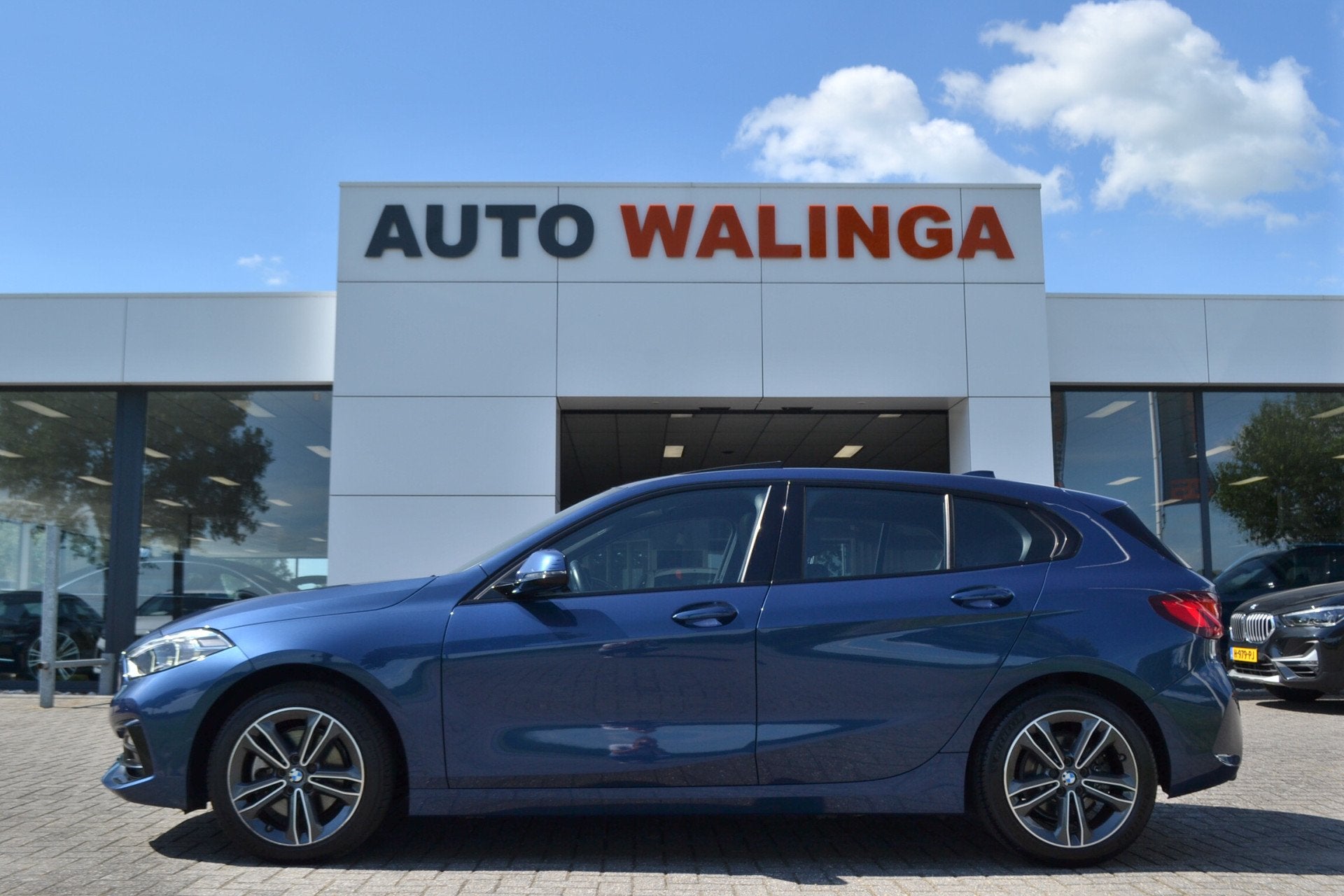 BMW 1-serie 118i Automaat | Sportline Business Edition | Car, Auto's, Dealer onderhouden, 136 pk, Gebruikt, Leder en Stof