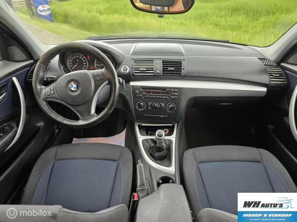 BMW 1-serie 118i High Executive, Auto's, BMW, 1-Serie, Achterwielaandrijving, Blauw, Euro 4