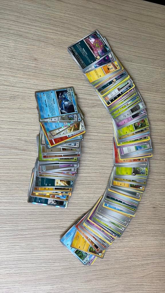 200 kaarten bulk waarvan 50 holos, Ophalen of Verzenden, Zo goed als nieuw, Meerdere kaarten