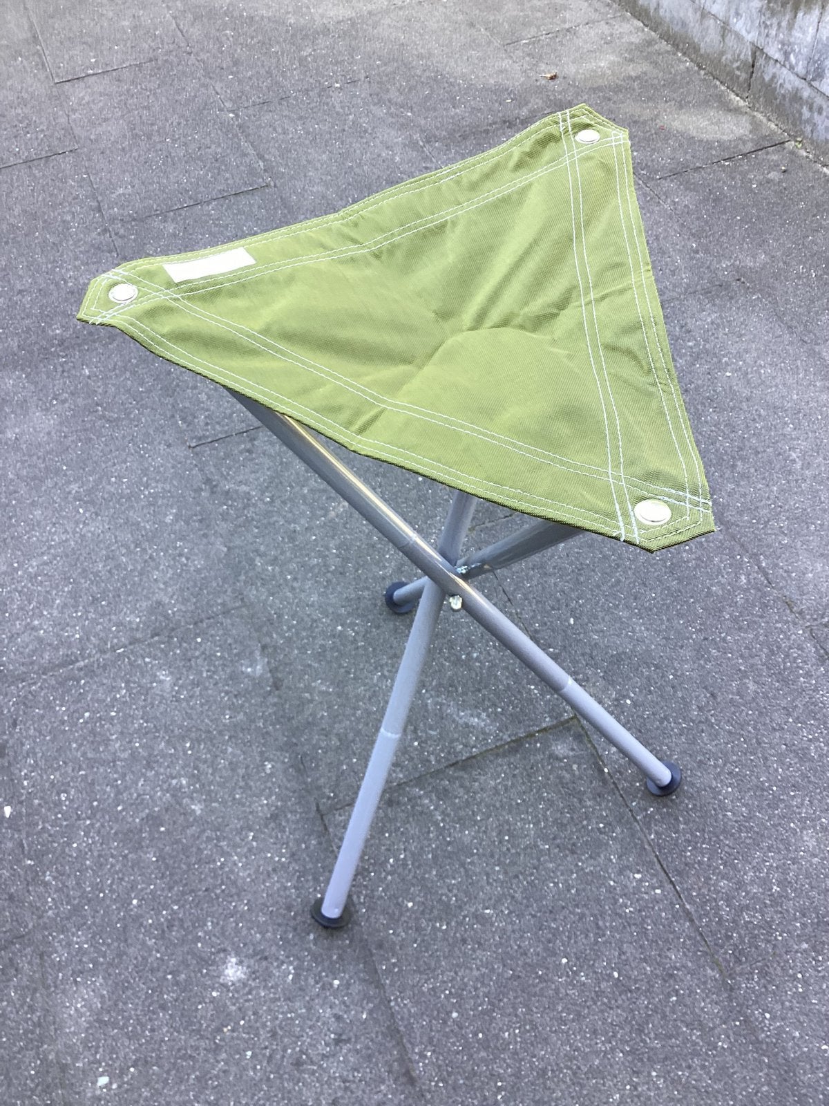 Stevig opvouwbaar krukje in draagtas, Caravans en Kamperen, Kampeermeubelen, Ophalen of Verzenden, Zo goed als nieuw, Overige