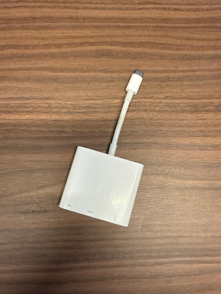 Apple multiport, Ophalen of Verzenden, Gebruikt, Minder dan 2 meter, HDMI-kabel