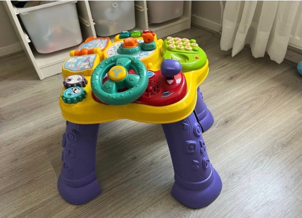 VTech activiteiten tafel - uitstekende staat, Ophalen, Zo goed als nieuw, 6 maanden tot 2 jaar