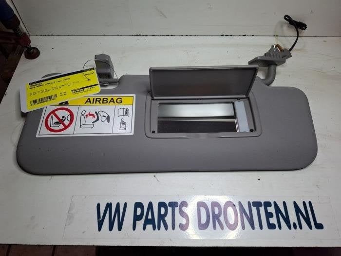 Zonneklep van een Alfa Romeo Stelvio, Gebruikt, -, Verzenden, -