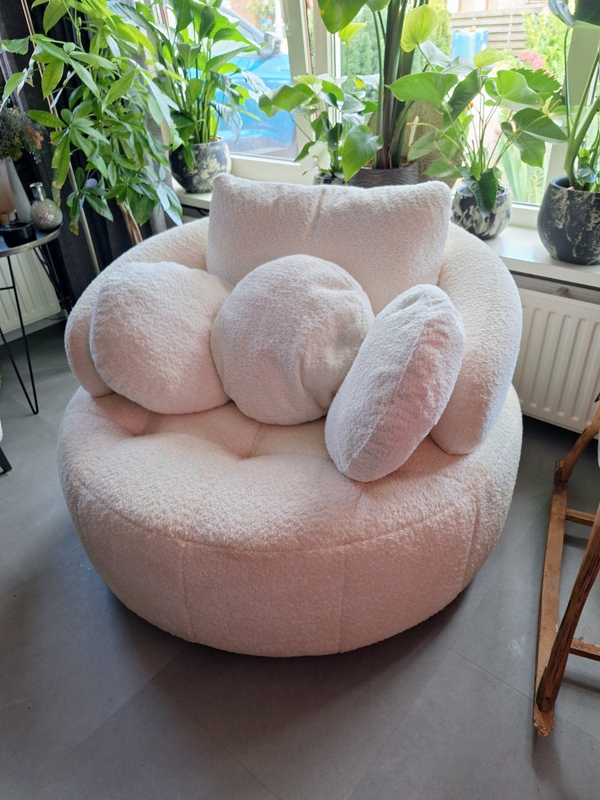 Comfortabele  Bouclé Fauteuil - Crème draaibaar, Huis en Inrichting, Ophalen, 100 tot 125 cm, Stof, Zo goed als nieuw