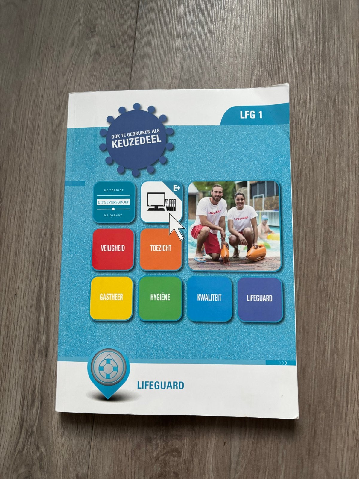 Vakboek LFG 1 Lifeguard - Eerste Druk, Ophalen of Verzenden, Zo goed als nieuw, MBO