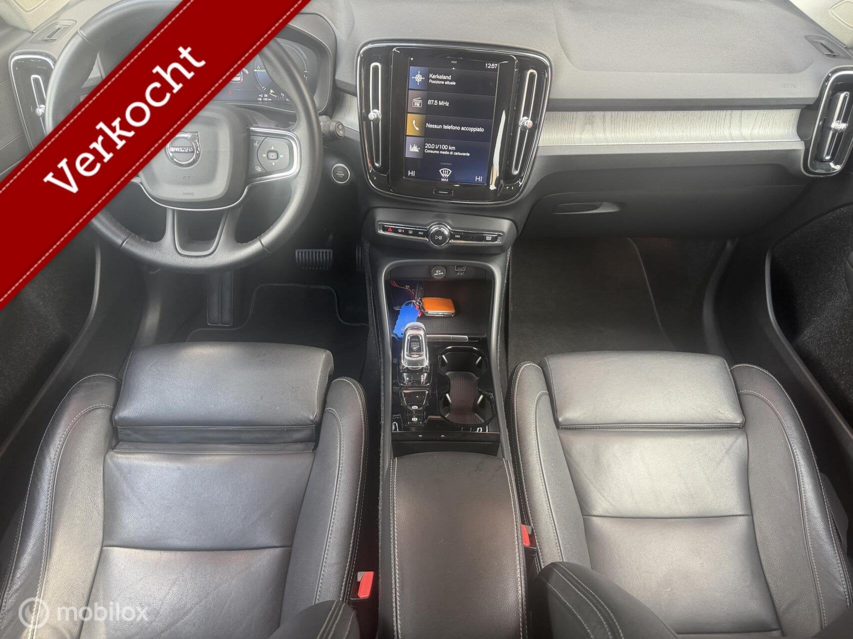 Volvo XC40 1.5 T5 Twin Engine Inscription LEER, Euro 6, Zwart, Bedrijf, Hybride Elektrisch/Benzine