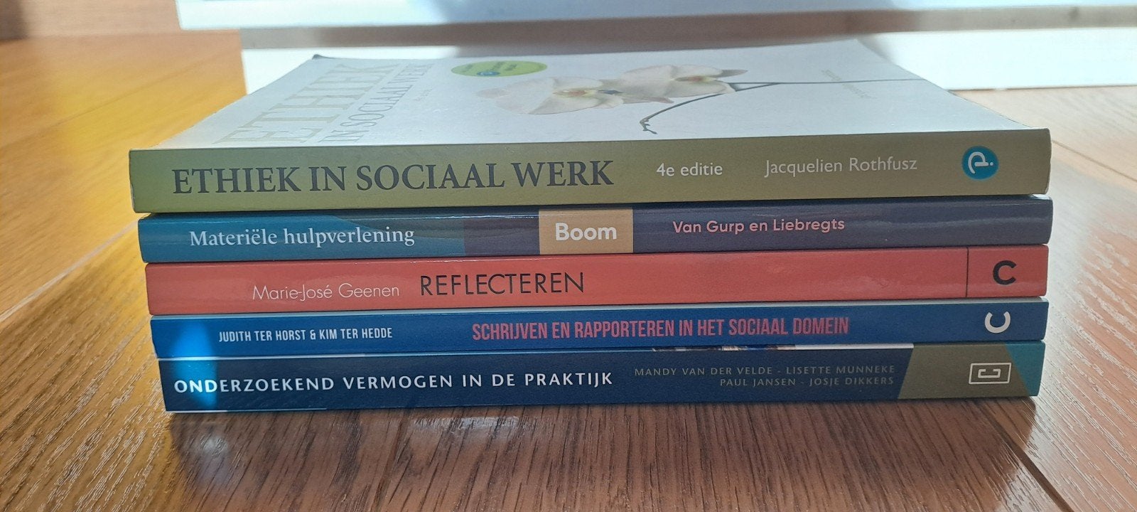 Jio en Social Work Boeken - jaar 1 en 2, Gelezen, Diverse auteurs, Gamma, HBO
