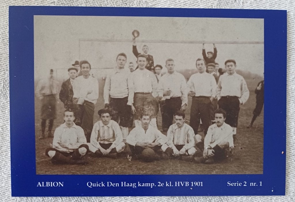 Complete serie van 10 foto kaarten Quick Den Haag, Verzamelen, Ophalen of Verzenden, Zo goed als nieuw, Overige binnenlandse clubs