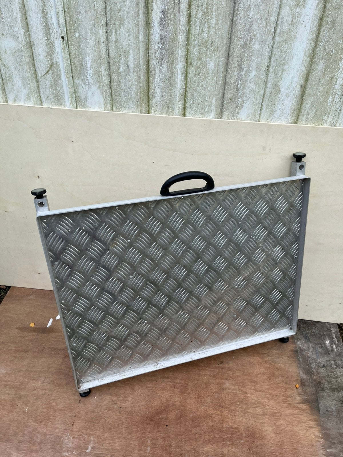 Te koop: viskoffer 80 cm x60cm, Ophalen, Gebruikt, Overige typen