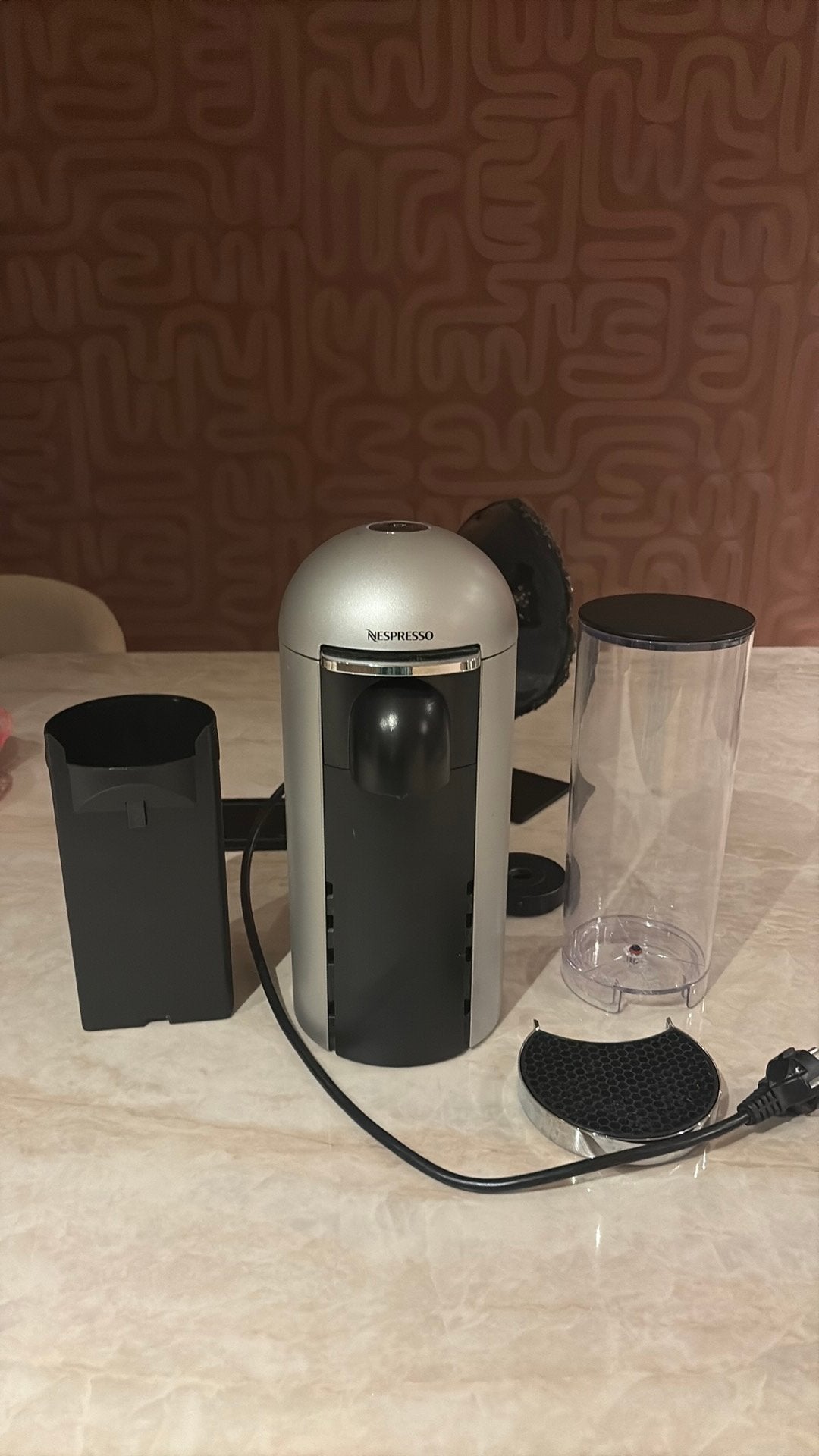 KRUPS Nespresso Vertuo zilver XN900E, Koffiemachine, Ophalen of Verzenden, Zo goed als nieuw, 1 kopje