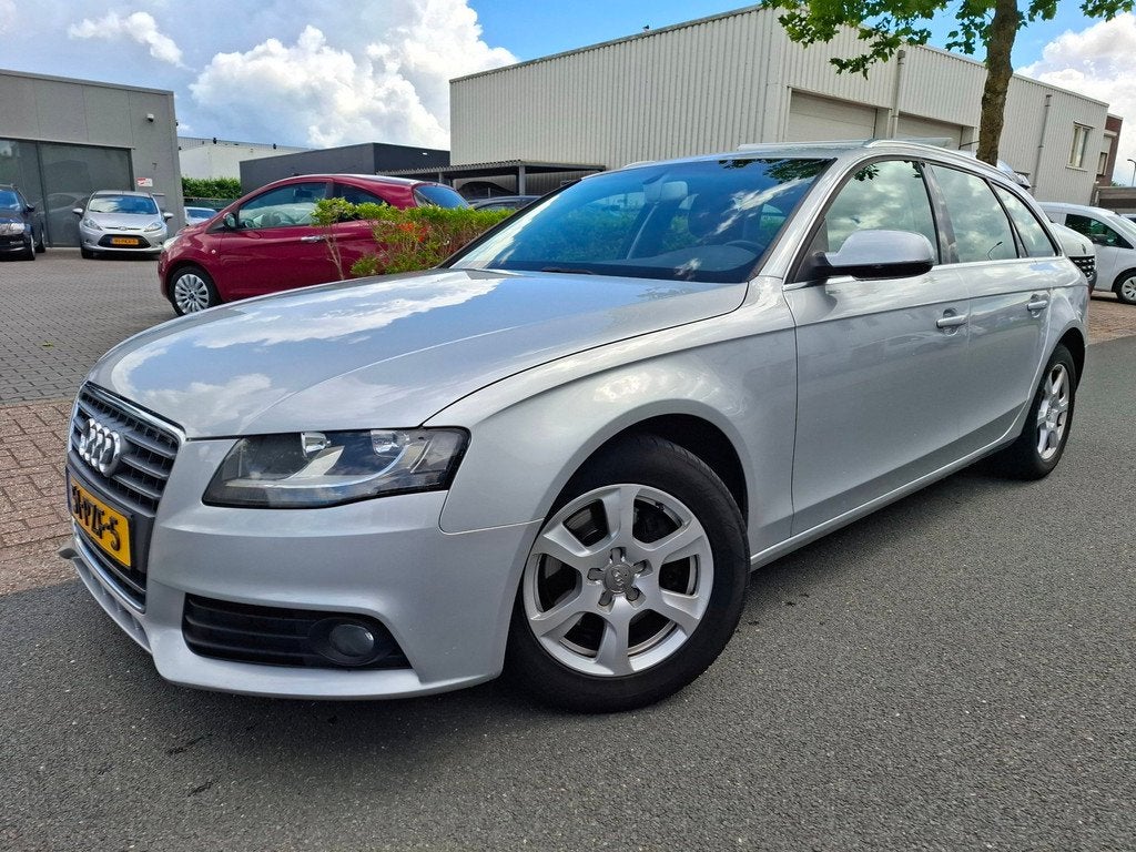 Audi A4 Avant 1.8 TFSI CLIMA/CRUISE/AFN TREKHAAK!, Auto's, Audi, Voorwielaandrijving, Euro 5, Stof, Gebruikt