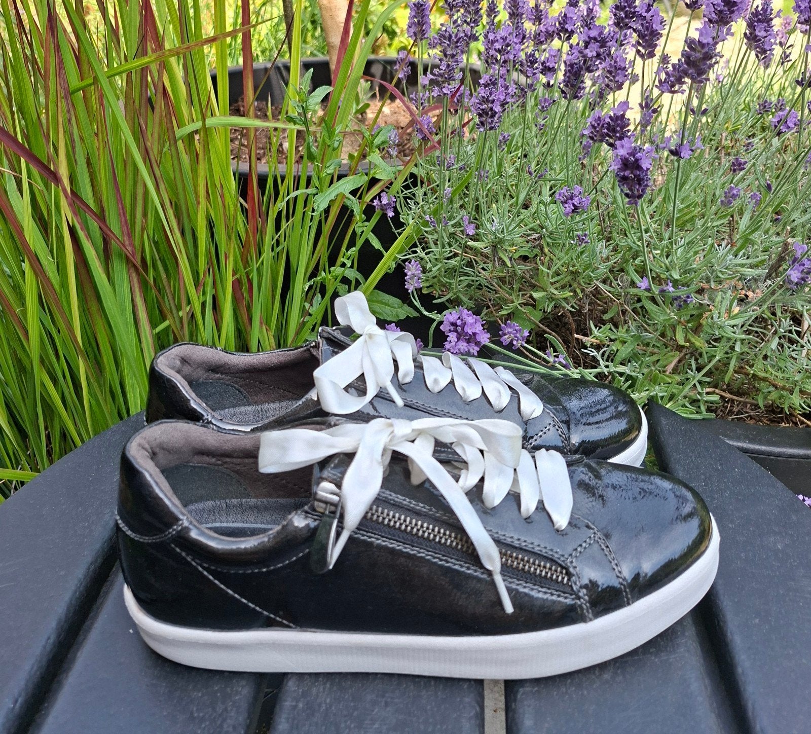 Als nieuw!Mooie zwarte lak sneakers Marco Tozzi mt 39+ rits!, Kleding | Dames, Schoenen, Ophalen of Verzenden, Zo goed als nieuw