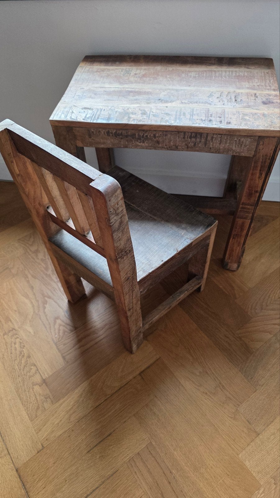 Houten kinderbureau met stoel, Ophalen, Zo goed als nieuw, Tafel(s) en Stoel(en)