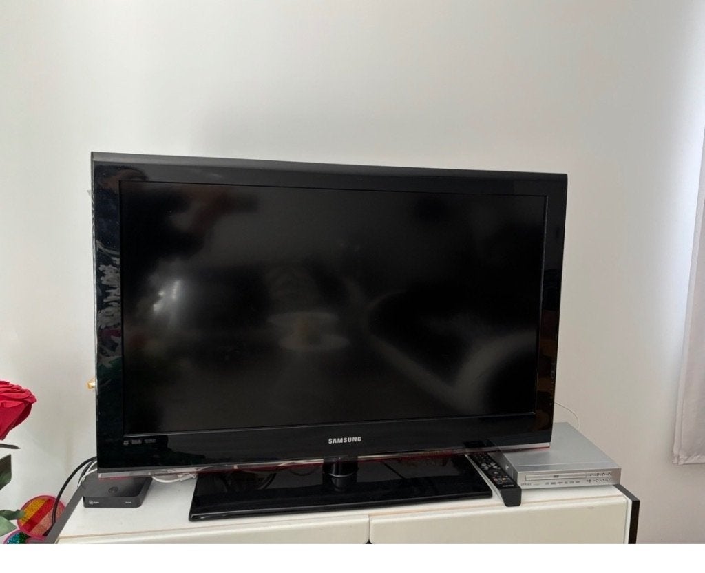 Samsung LE37B530P7W LCD TV - 94 cm (37 inch), Ophalen, Gebruikt, 50 Hz, LCD