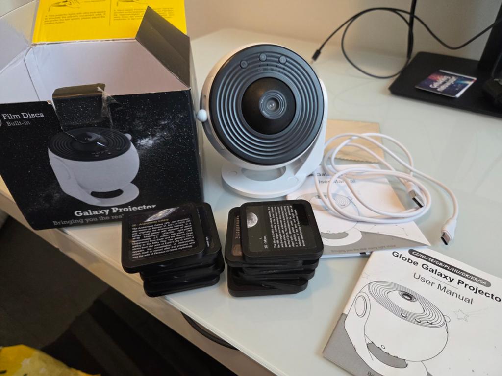 Galaxy Projector met 12 Film Discs - Sterrenhemel Projector, Audio, Tv en Foto, Beamers, Onbekend, LED, Ophalen of Verzenden, Zo goed als nieuw