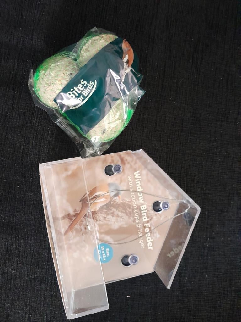Vogelhuisje met 3 mezen bollen, Ophalen of Verzenden
