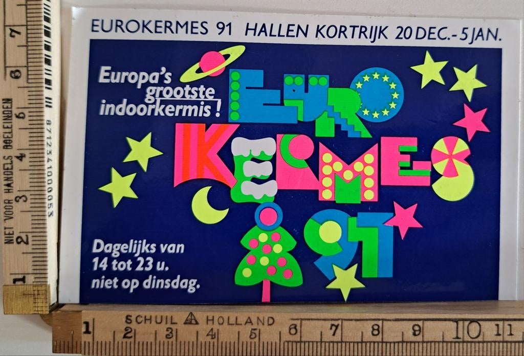 Kleurrijke vintage sticker Euro Kermes kermis België 1991, Verzamelen, Stickers, Zo goed als nieuw, Ophalen of Verzenden