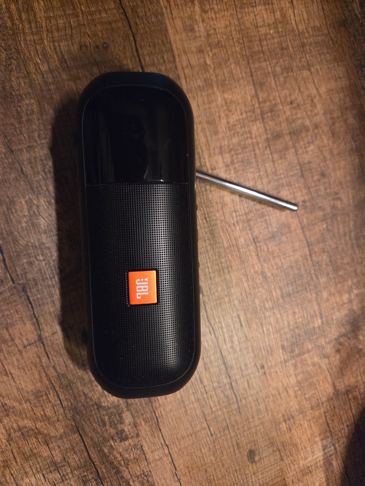 JBL Tuner 2 FM Draagbare Bluetooth Radio Zwart, Ophalen of Verzenden, Zo goed als nieuw, Radio