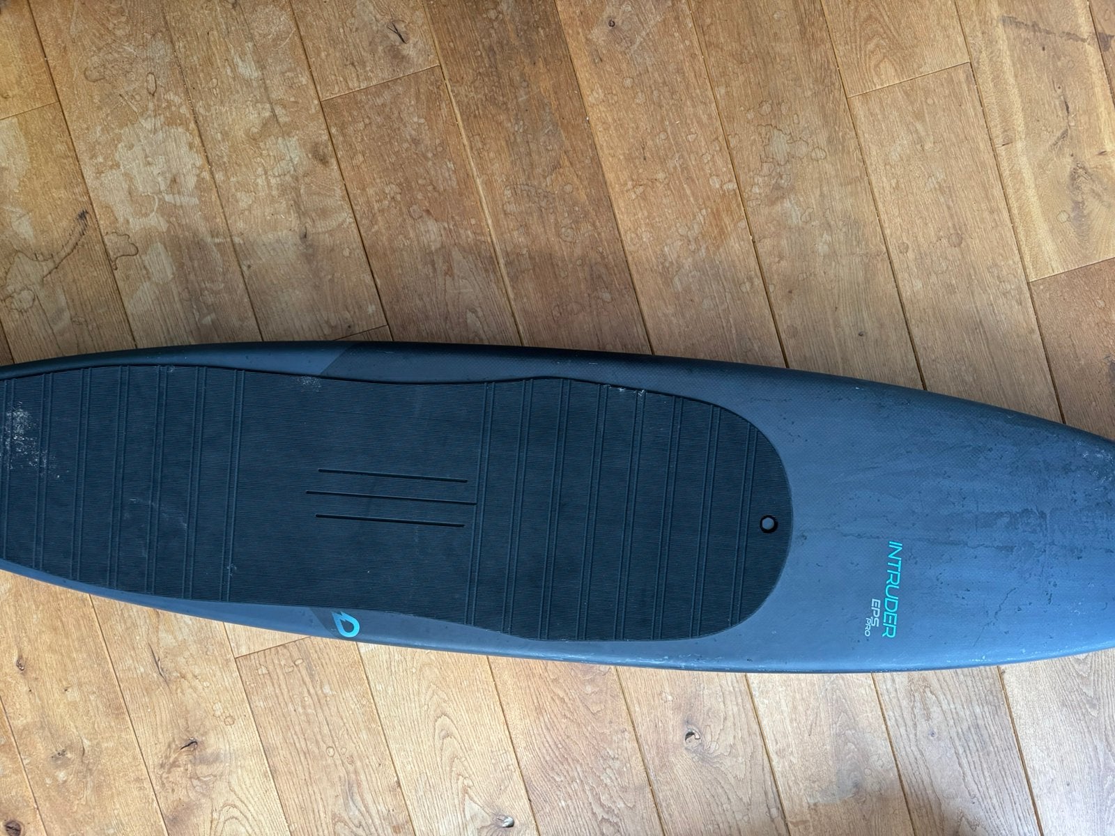 Surf /foil /sup /para /wing board -gong intruder 71l., Watersport en Boten, Kitesurfen, Ophalen of Verzenden, Zo goed als nieuw