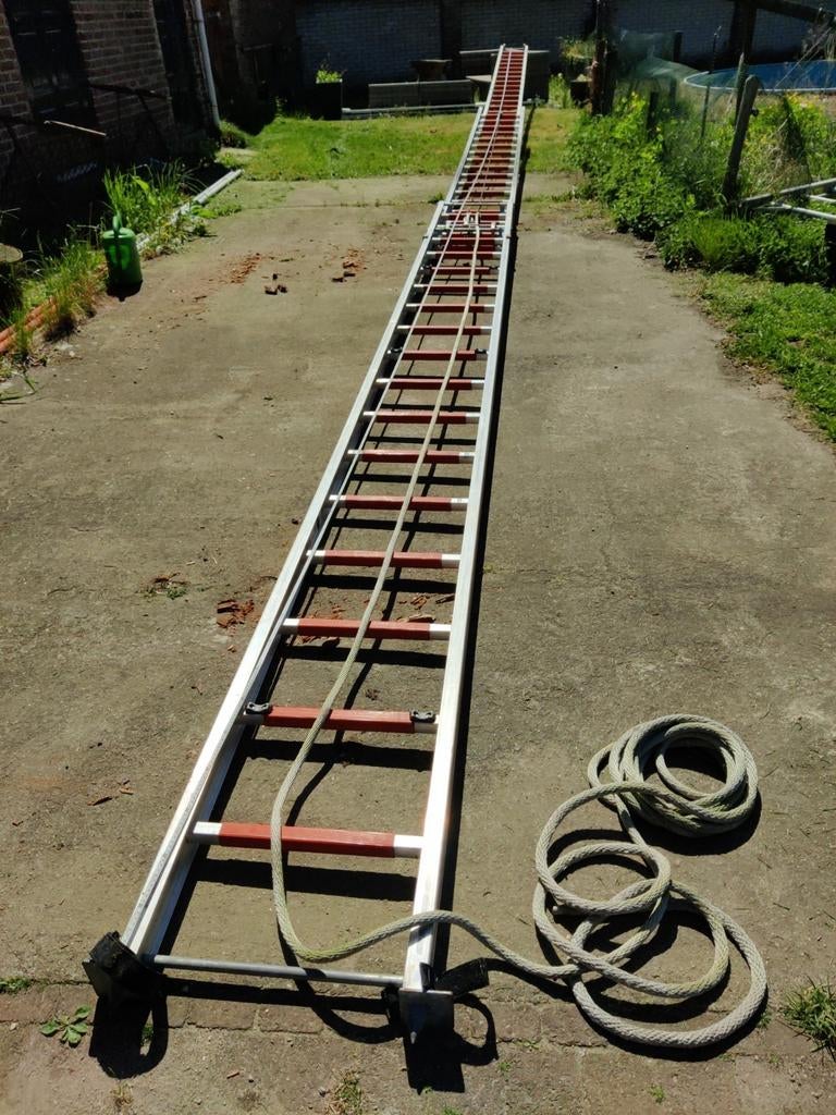 Heel lange 3-delige schuifladder, Ophalen, 4 meter of meer