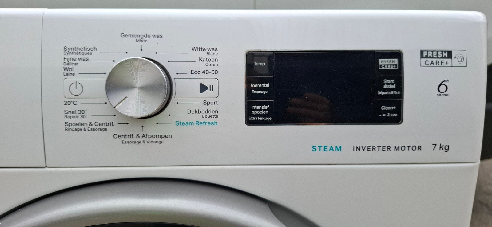 Nette jong gebruikte whirlpool wasautomaat, Ophalen, Voorlader, Whirlpool.com, 1200 tot 1600 toeren