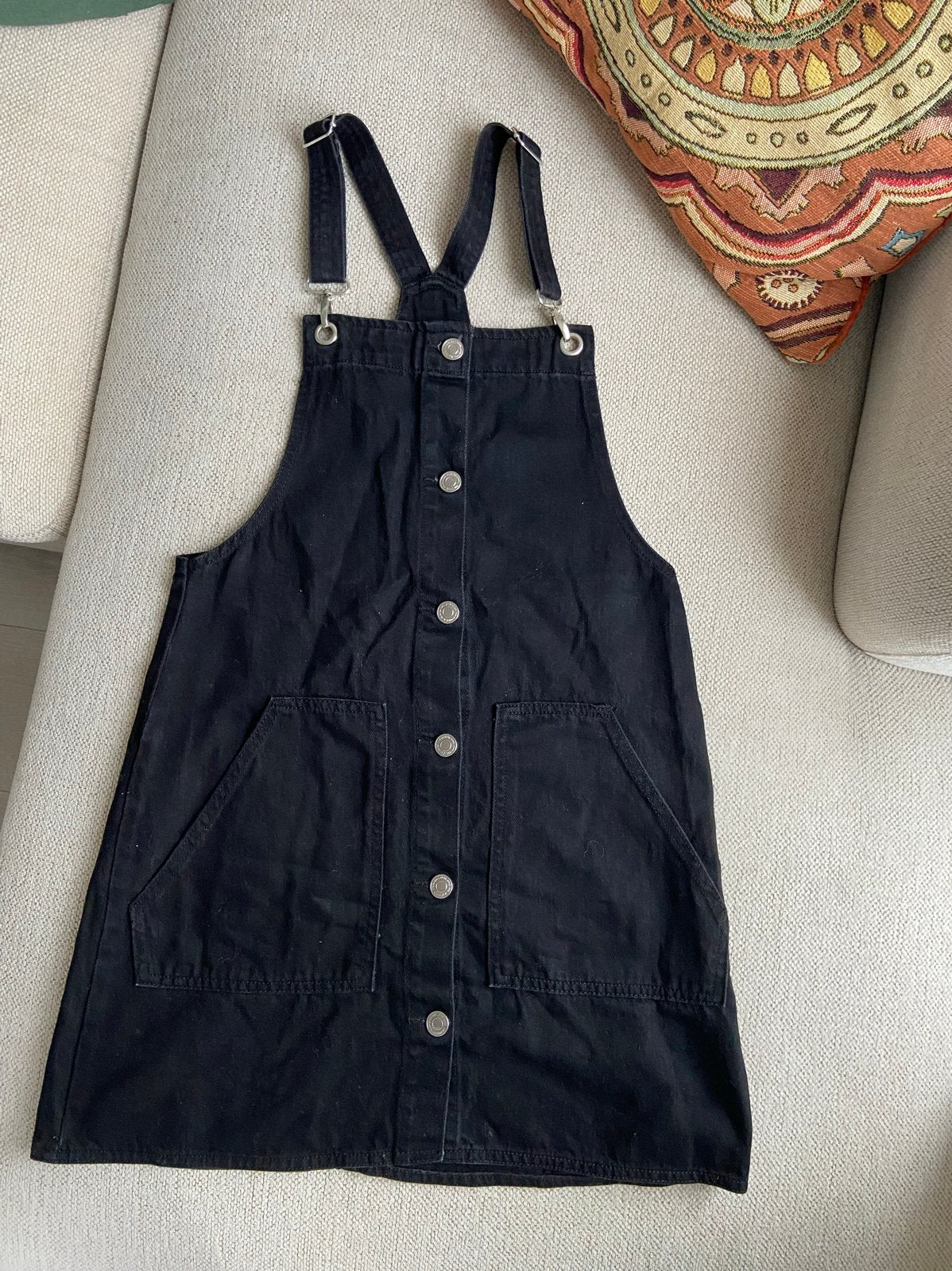 Zwarte denim tuinbroekjurk van FB Sister, maat S, Zwart, Ophalen of Verzenden, Zo goed als nieuw, Maat 36 (S)