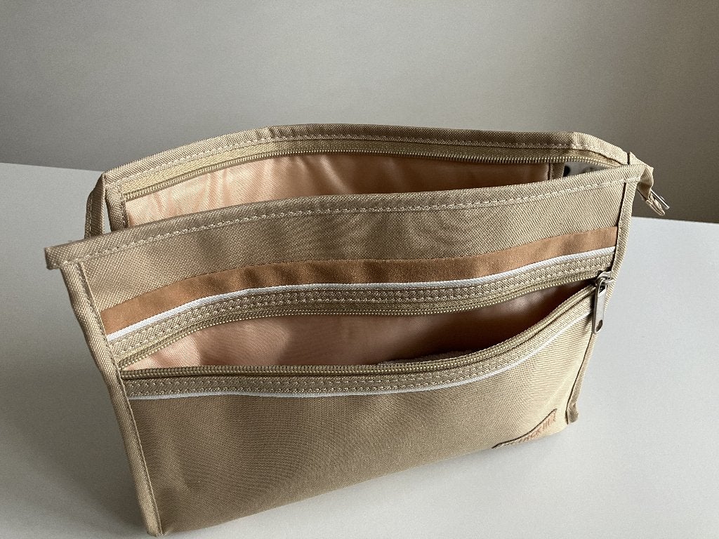 NIEUWE Heren toilettas beige van 14,99 voor 5,99, Ophalen of Verzenden, Nieuw, Beige, Dame