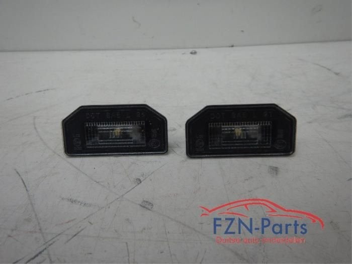 Kenteken Verlichting Tesla Model 3 (22742146) (171328200A), Ophalen of Verzenden, Gebruikt