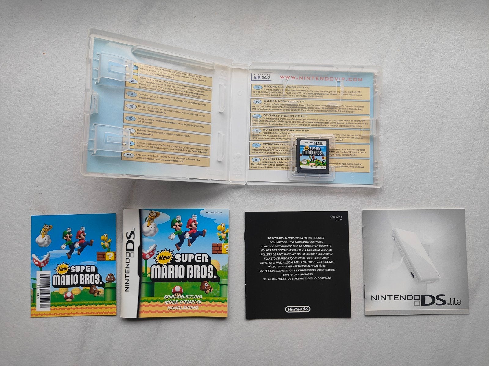 New Super Mario Bros. Nintendo DS compleet + ongebruikte VIP, 1 speler, Ophalen of Verzenden, Zo goed als nieuw, Vanaf 3 jaar