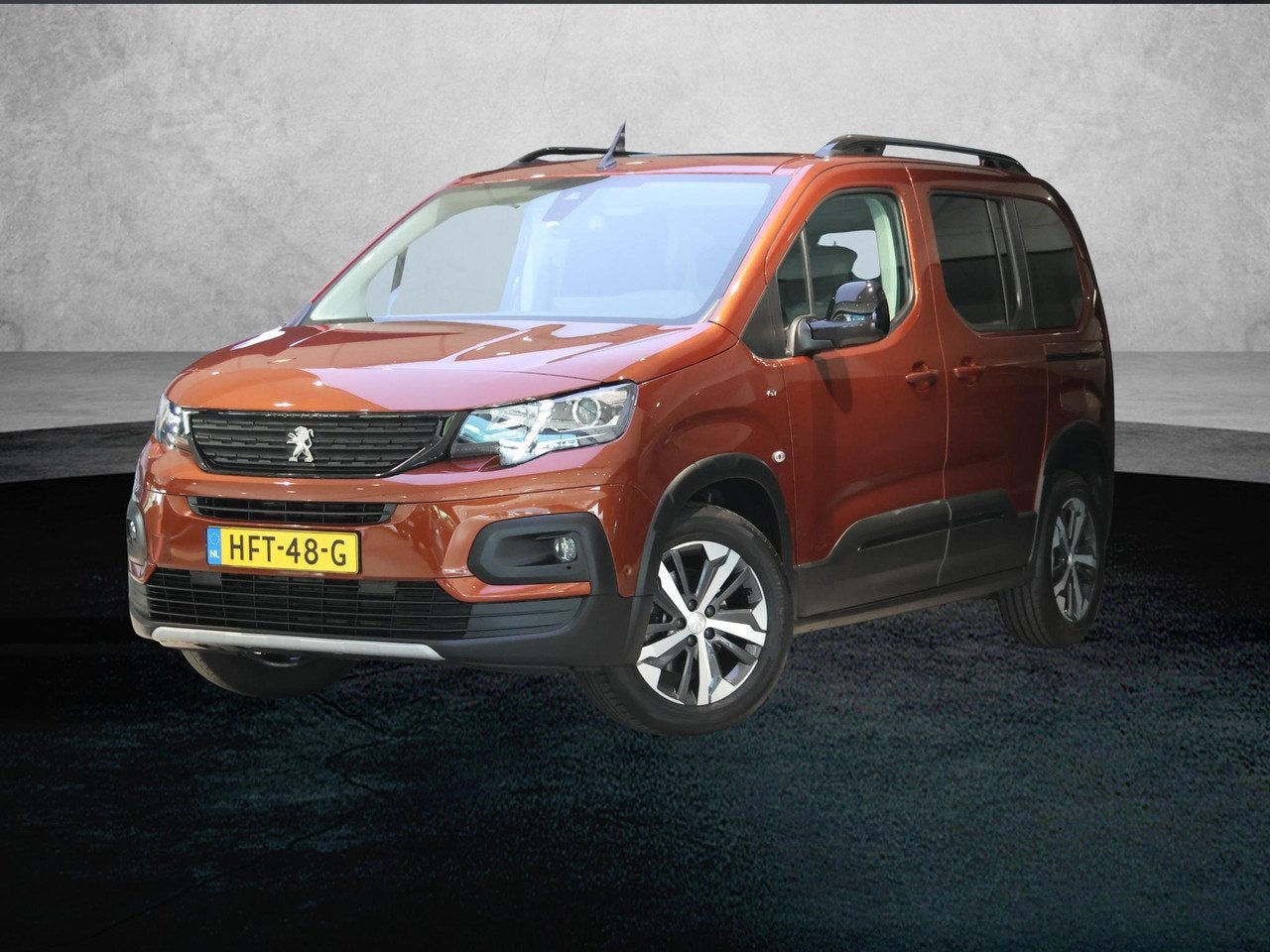 Peugeot Rifter MPV GT 130 pk Automaat | Trekhaak | Camera |, Auto's, Peugeot, Automaat, Gebruikt, 1199 cc, 14 km/l