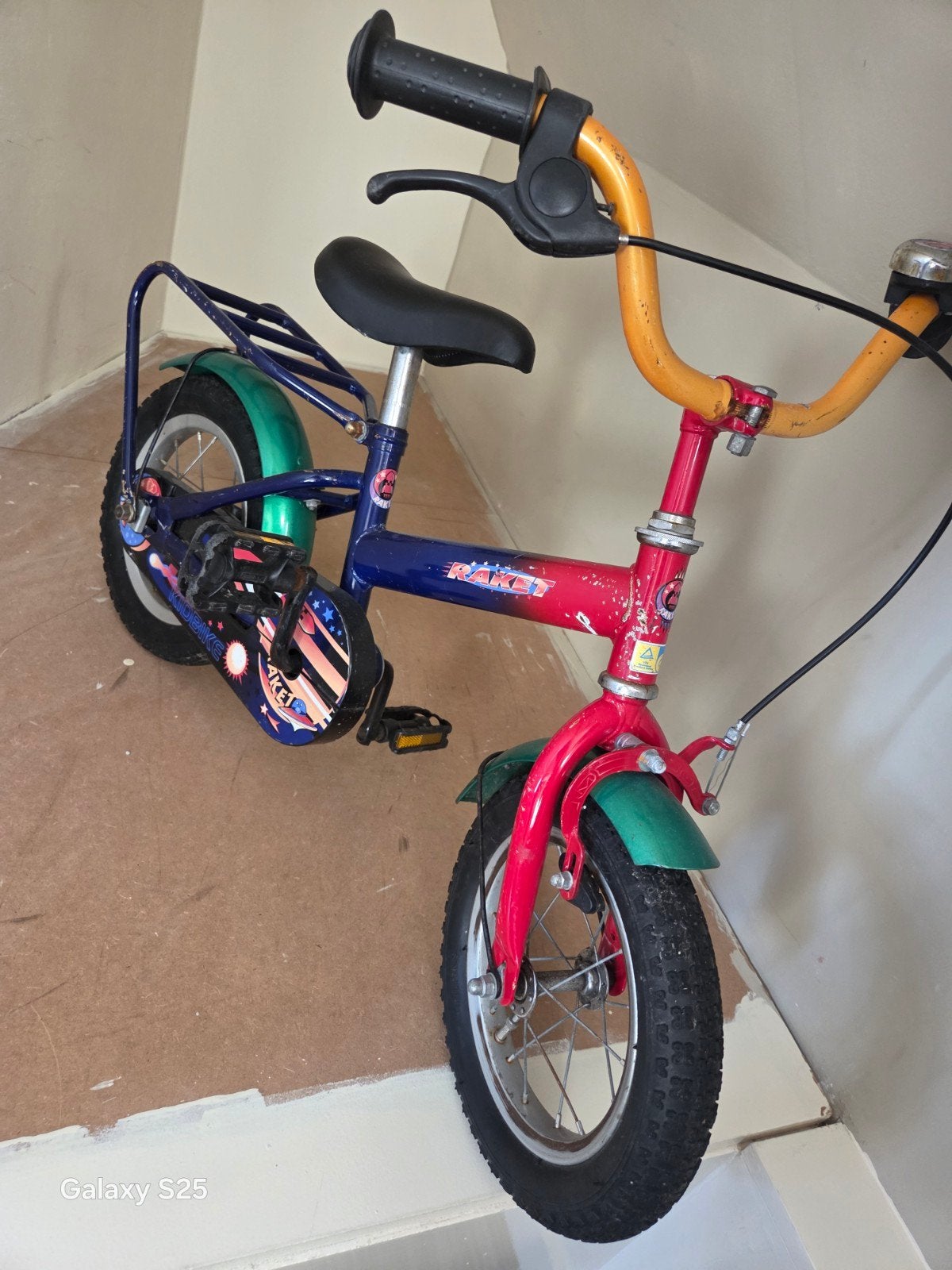 Kleuterfiets, Fietsen en Brommers, Fietsen | Kinderfietsjes, Ophalen, Minder dan 16 inch, Zijwieltjes