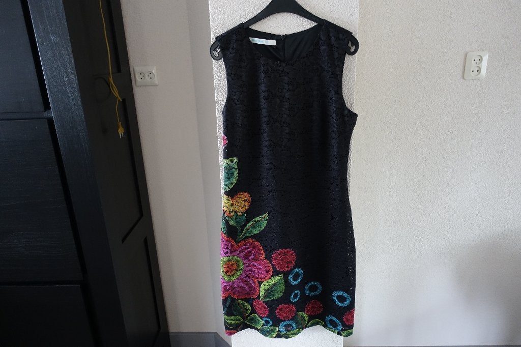 Desigual jurk.   Maat 38, Kleding | Dames, Maat 38/40 (M), Zwart, Ophalen of Verzenden, Zo goed als nieuw