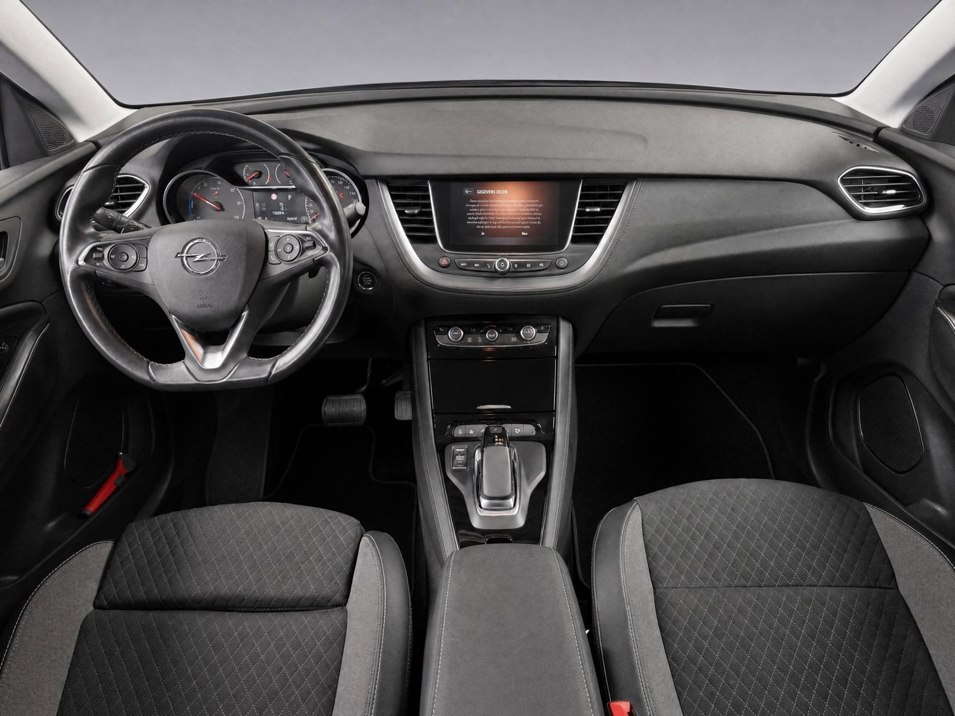 Opel Grandland X 1.6 Turbo Hybrid Business Edition, Stof, 4 cilinders, 181 pk, Bedrijf
