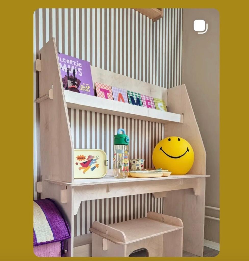 Mette speeltafel pixiform ophalen, Kinderen en Baby's, Kinderkamer | Tafels en Stoelen, Ophalen of Verzenden, Zo goed als nieuw