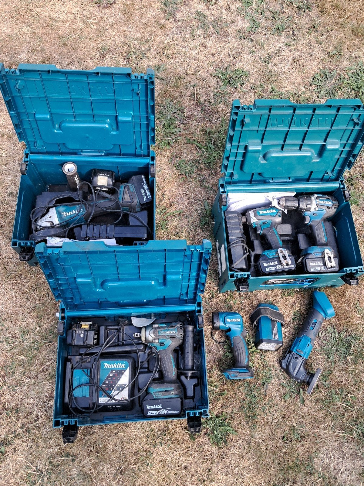 Makita Gereedschap Set: Boormachines, Slijper, Lamp & Accu's, Ophalen, Variabele snelheid, Boor- en Schroefmachine, Gebruikt
