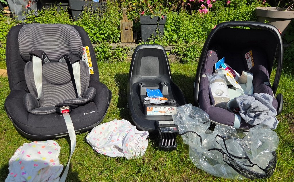 Maxi-Cosi autostoelen en 2wayfix, Ophalen, Autogordel of Isofix, Gebruikt, Verstelbare rugleuning