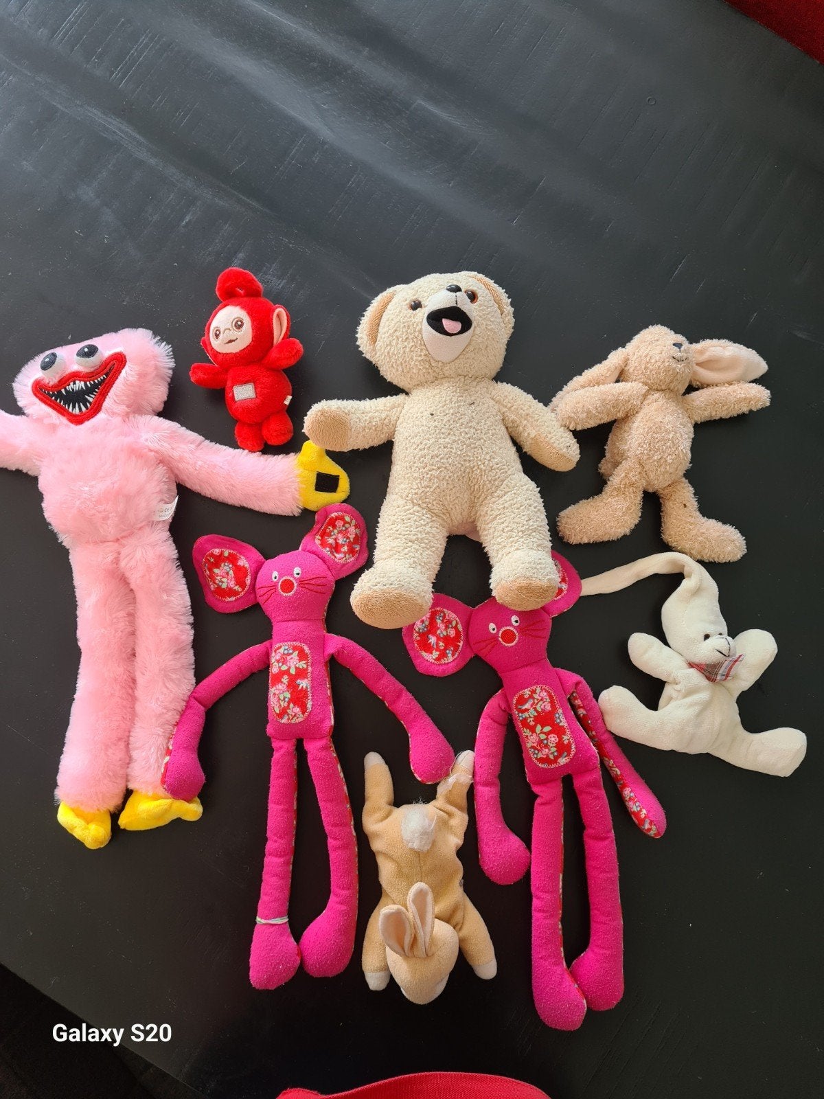 Diverse knuffels: Huggy Wuggy, Teletubbie, beren en konijnen, Gebruikt, Overige merken, Overige karakters, Beer